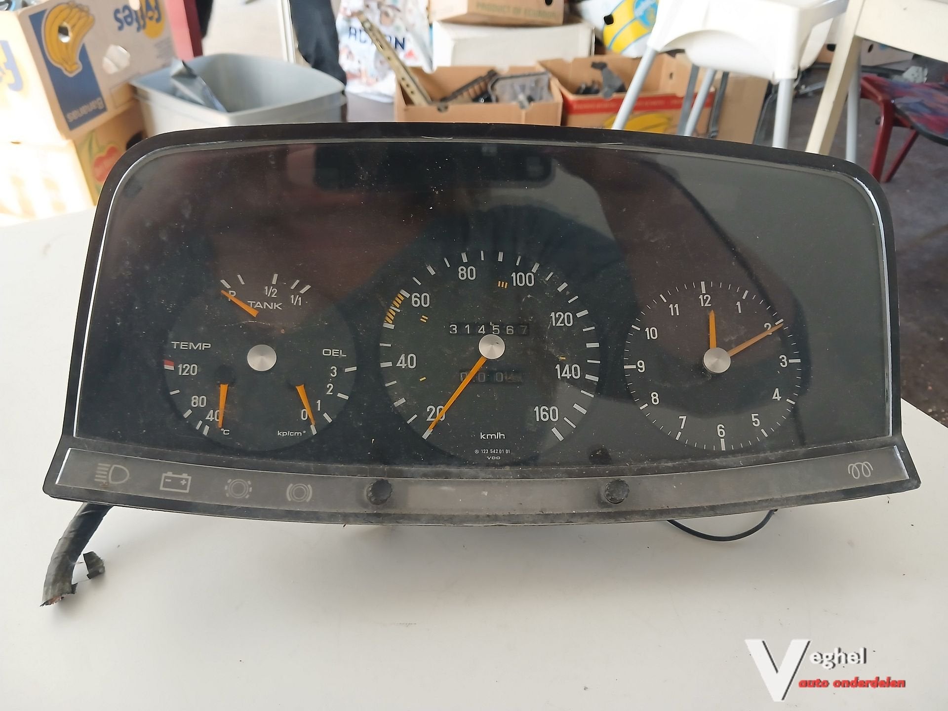 MB W123 2.0D auto Km Tellerklok '76, Gebruikt, -, -, Ophalen of Verzenden