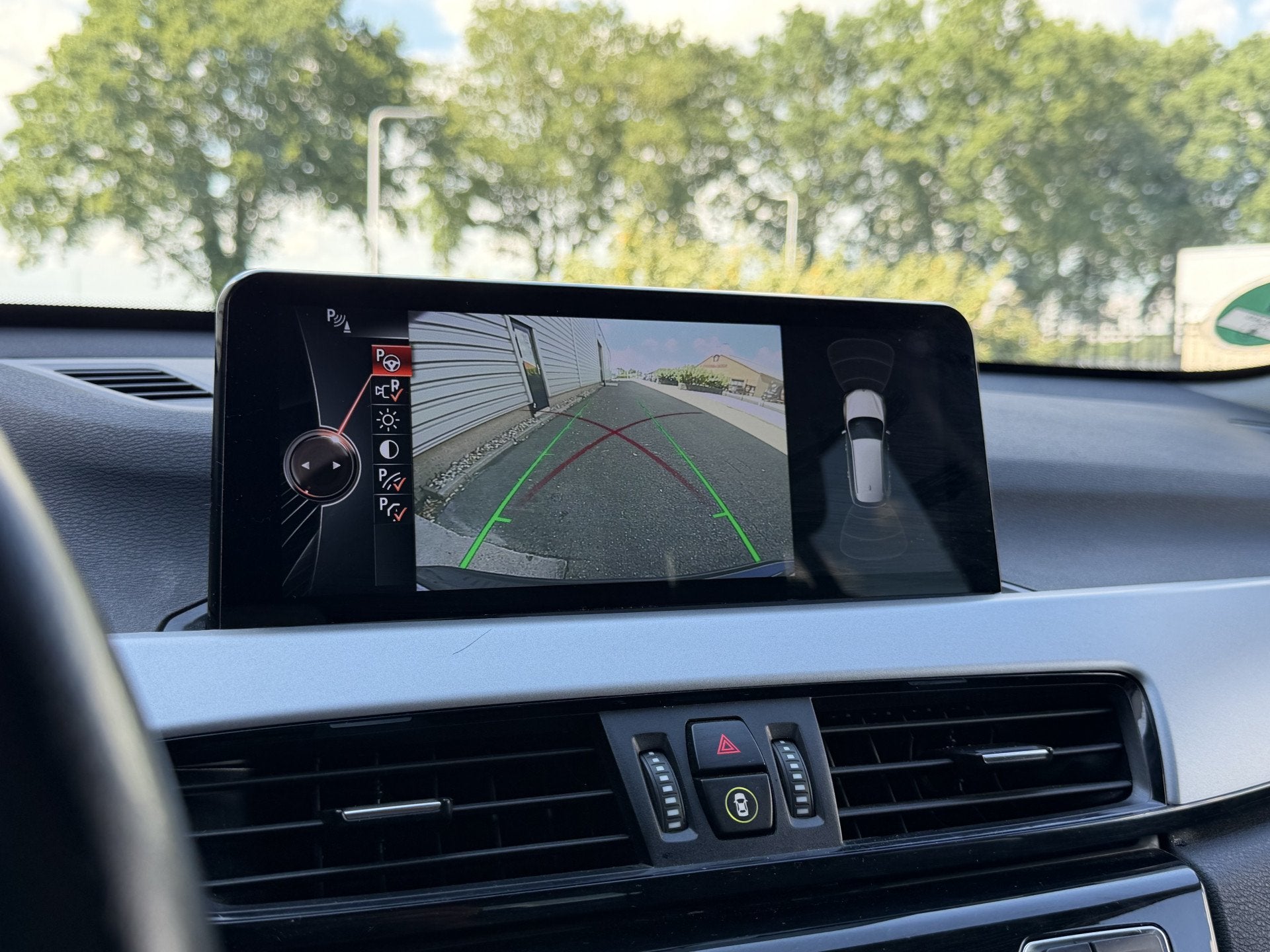 BMW X1 xDrive20i Exe Aut Navi|LED|Cruis|PDC|Camera Zwart, Auto's, 1998 cc, Stof, Gebruikt, Huisgarantie