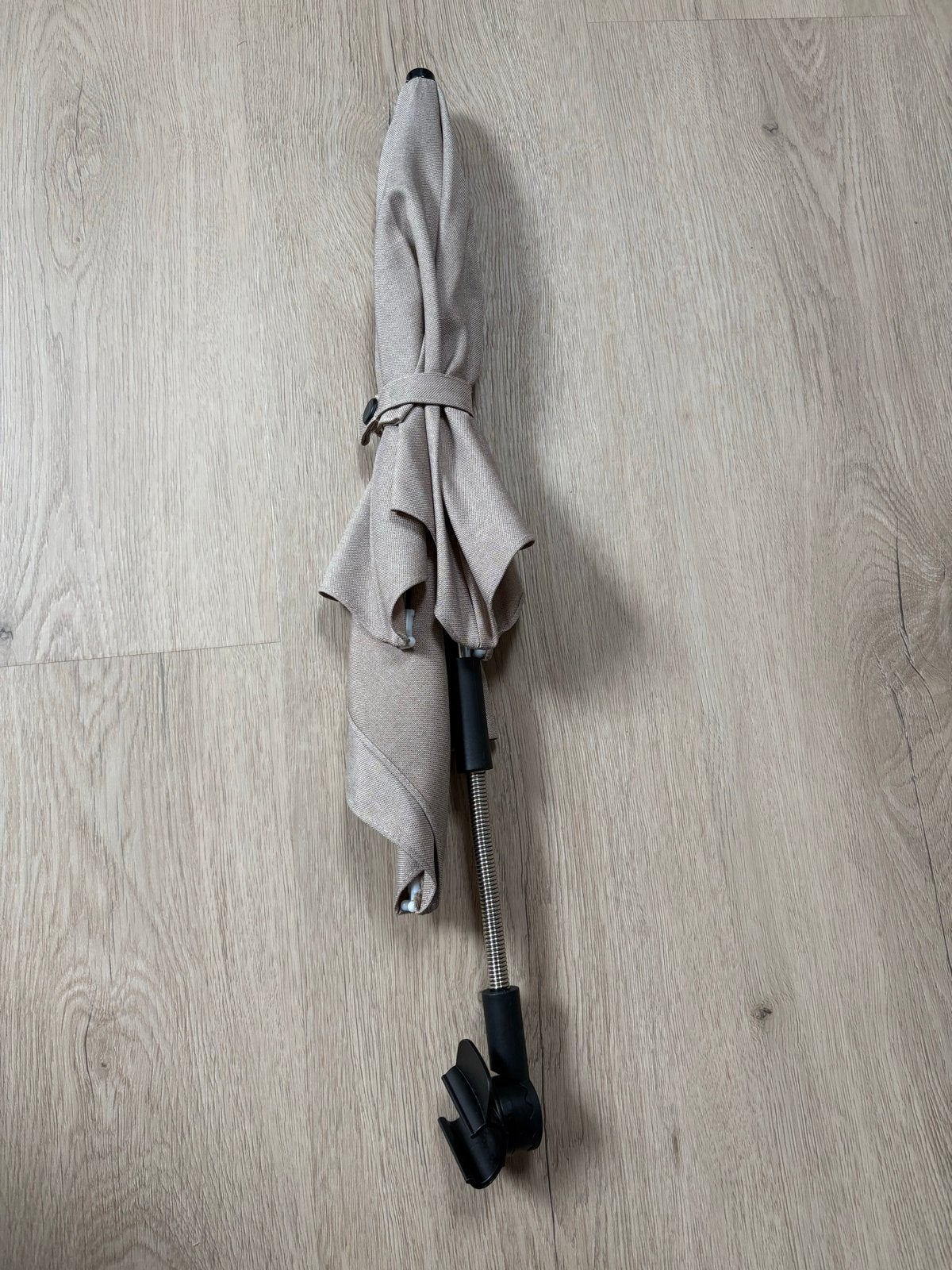 Joolz parasol kleur Sandy Taupe zgan, Ophalen of Verzenden, Zo goed als nieuw, Overige merken