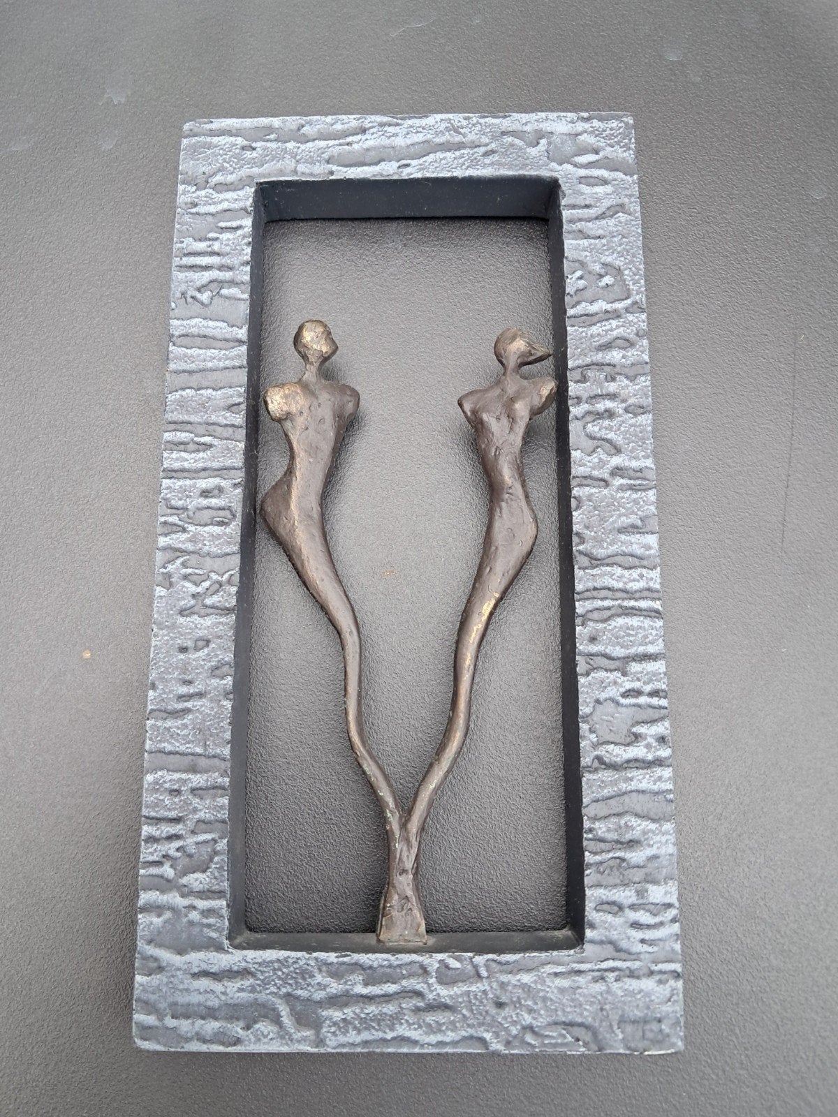 Brons of verbornst liefdes wand beeld, Antiek en Kunst, Ophalen of Verzenden