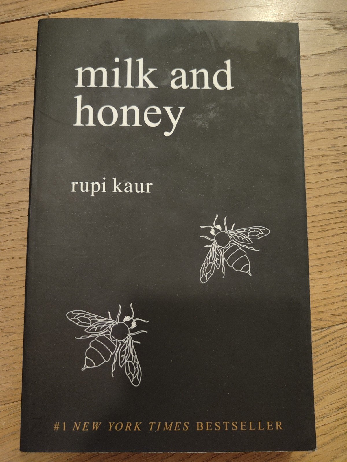 Milk and Honey - Rupi Kaur (Engels), Ophalen of Verzenden, Zo goed als nieuw, Rupi Kaur, Eén auteur