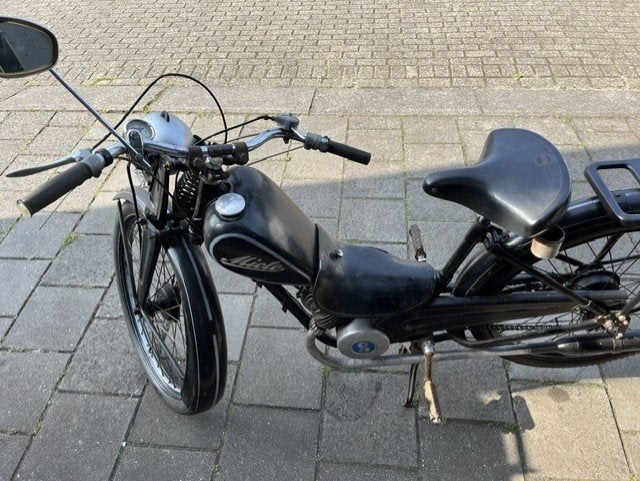 motorfiets oldtimer miele 98 cc er is geen betere 1950, Motoren, Gebruikt, 125 cc, Toermotor, Handgeschakeld