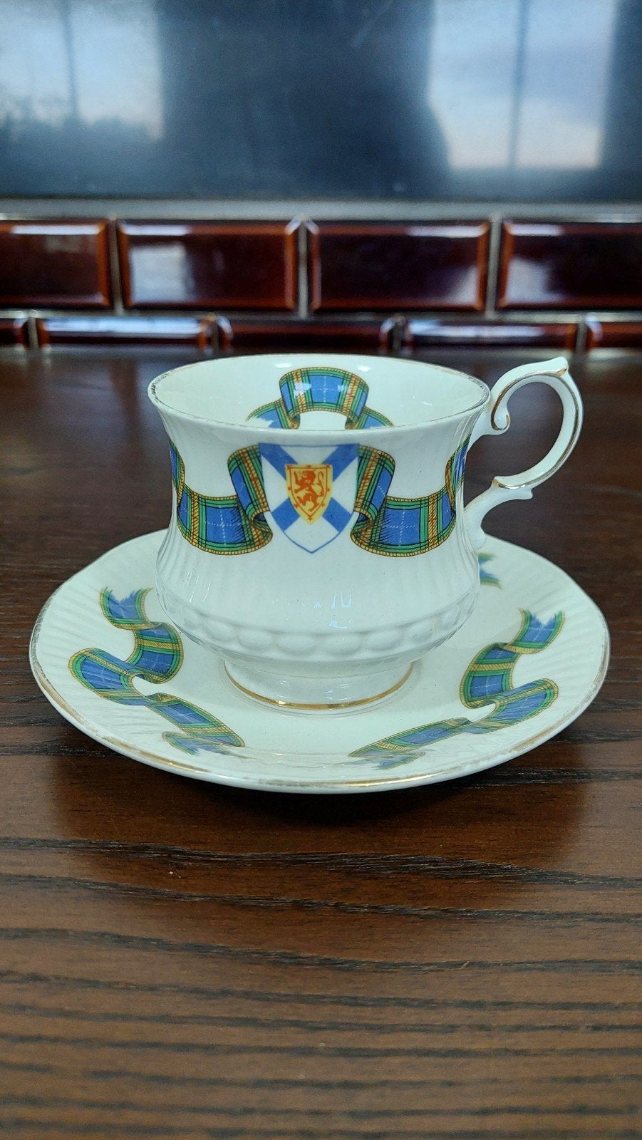Queen's Rosina Nova Scotia Tartan Kop en Schotel, Antiek en Kunst, Ophalen of Verzenden