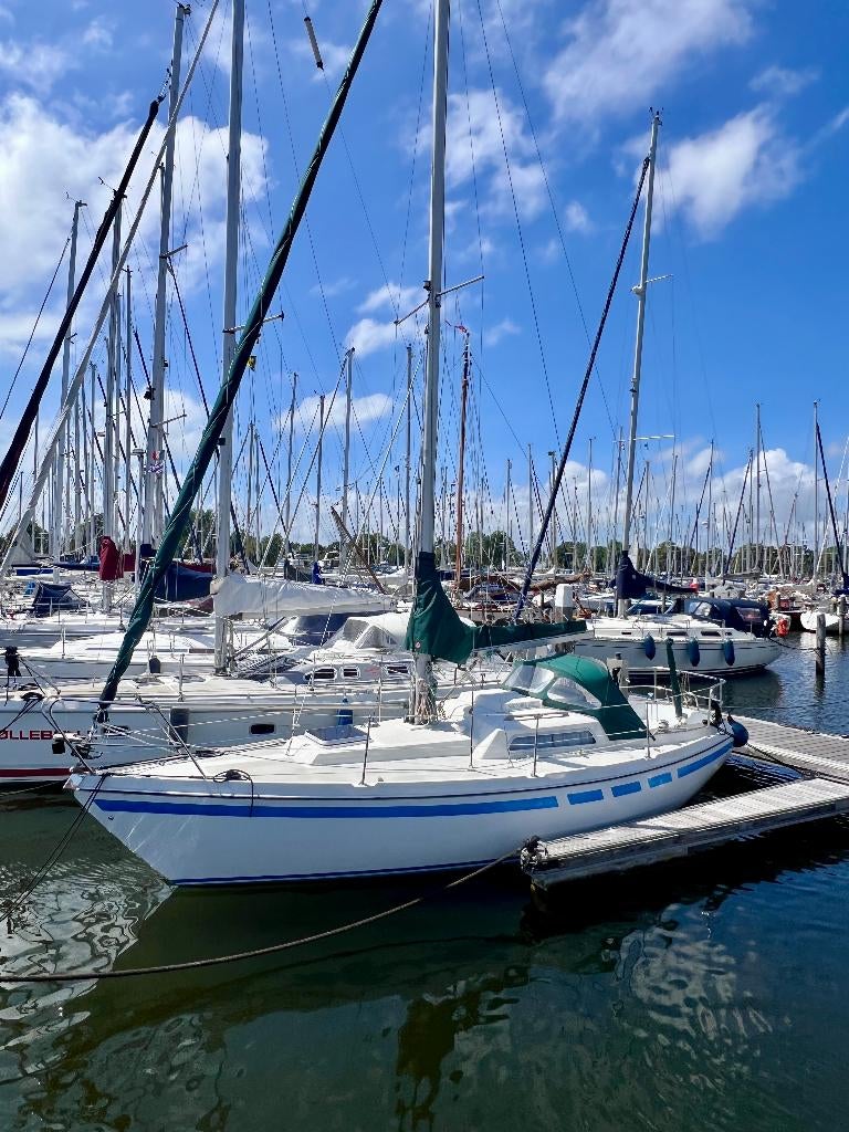 Victoire 822. Nette boot. VAARKLAAR!, Ophalen, Gebruikt, Diesel, Tourjacht of Cruiser