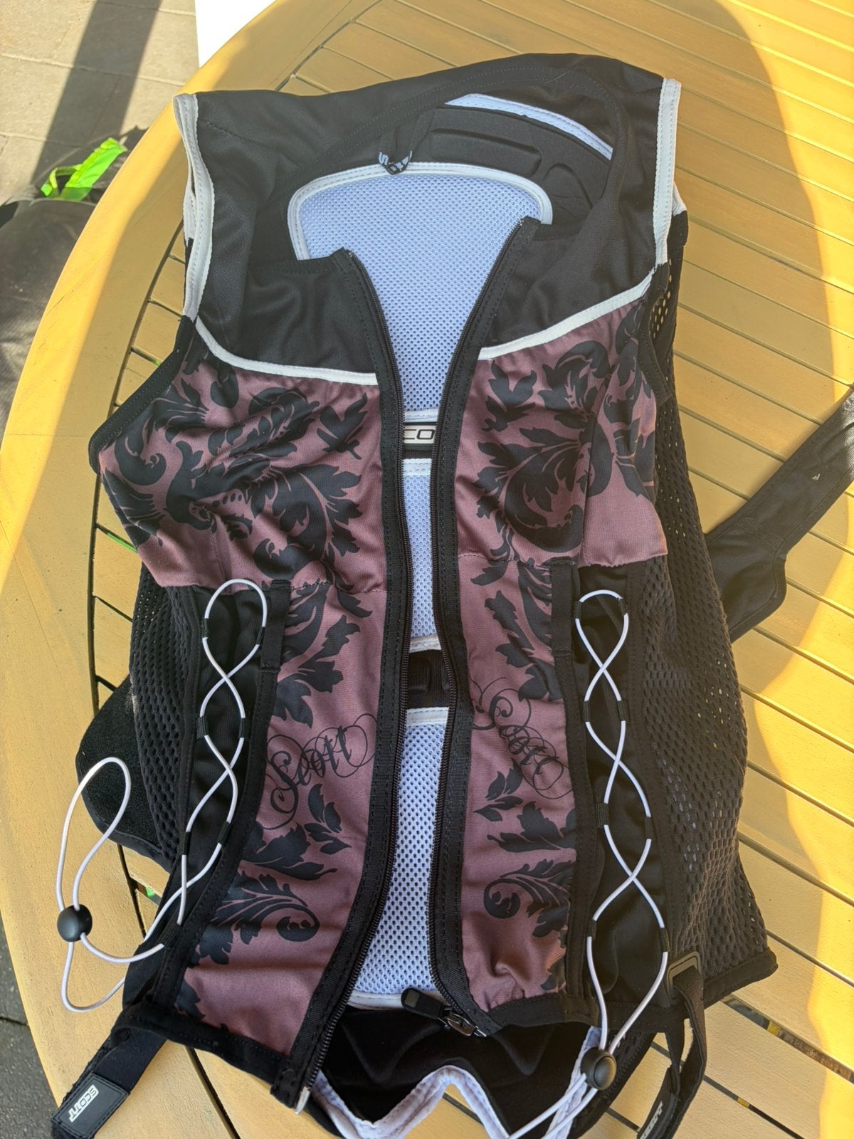 Scott bodyprotector, Sport en Fitness, Ophalen of Verzenden, Zo goed als nieuw, Overige typen, Overige merken