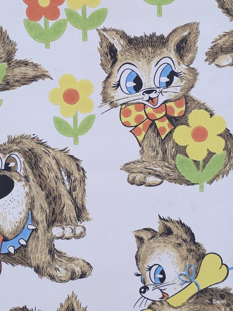 5435 vintage 60s kinderbehang met poezen en hondje swiet, Ophalen of Verzenden, Geel