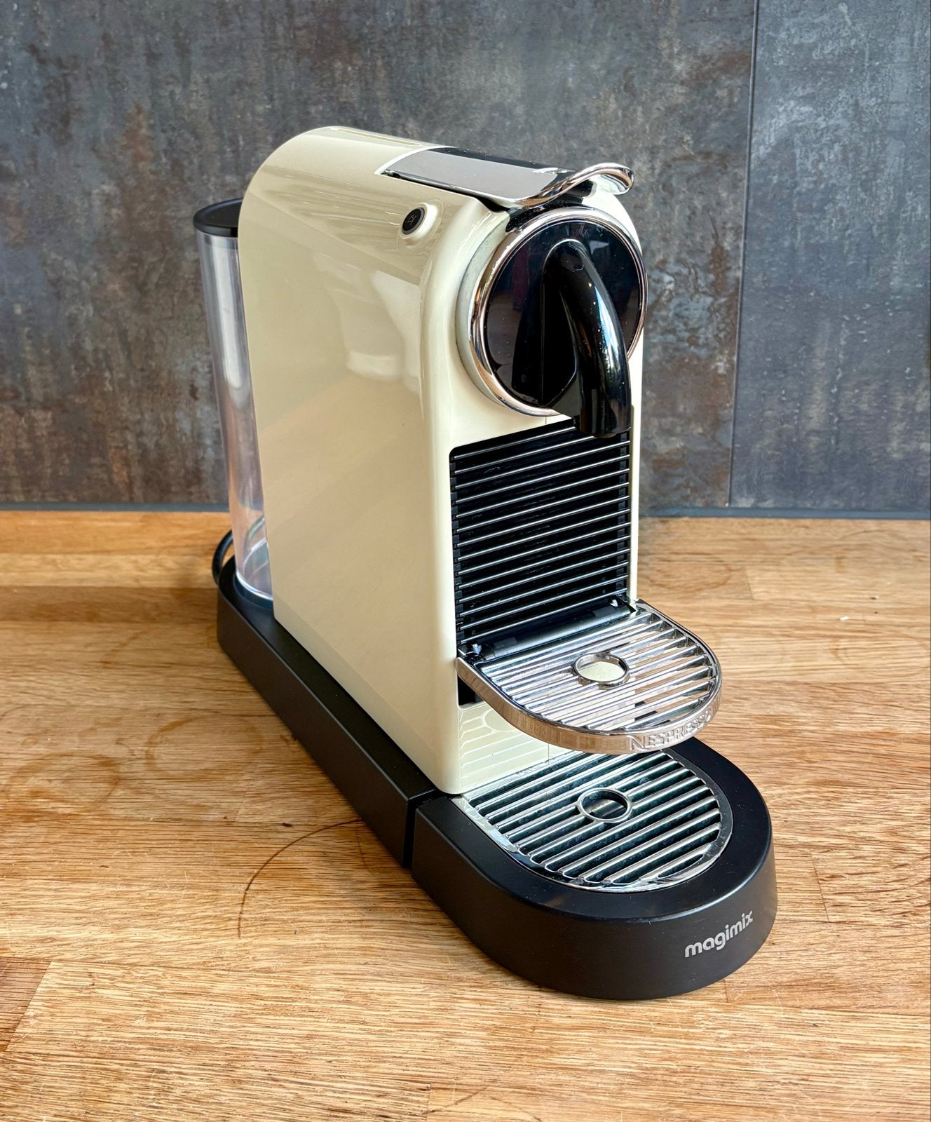 Magimix Citiz Nespresso apparaat - Crème / Off-white, Espresso apparaat, Ophalen of Verzenden, Zo goed als nieuw, Koffiepads en cups