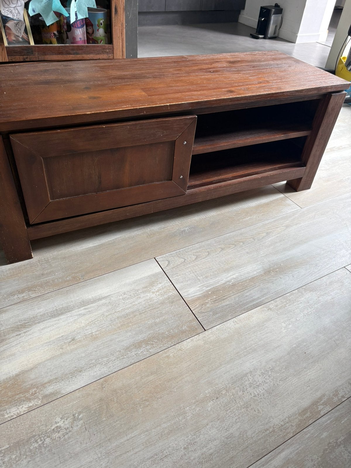 Tv meubel, 100 tot 150 cm, Ophalen of Verzenden, Zo goed als nieuw, Minder dan 100 cm