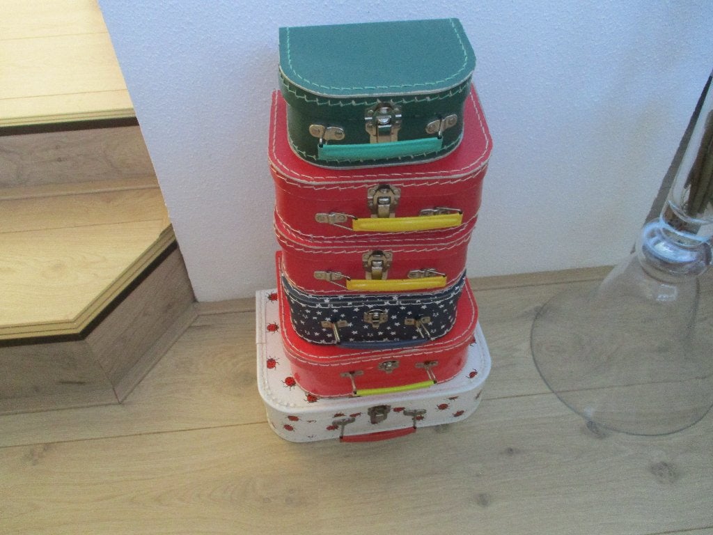 oude kinderkoffertjes, Ophalen of Verzenden