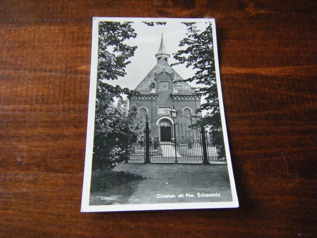 T41 - Nieuw Scheemda - Kerk - Mooi/Oud, Ophalen of Verzenden, 1940 tot 1960, Groningen
