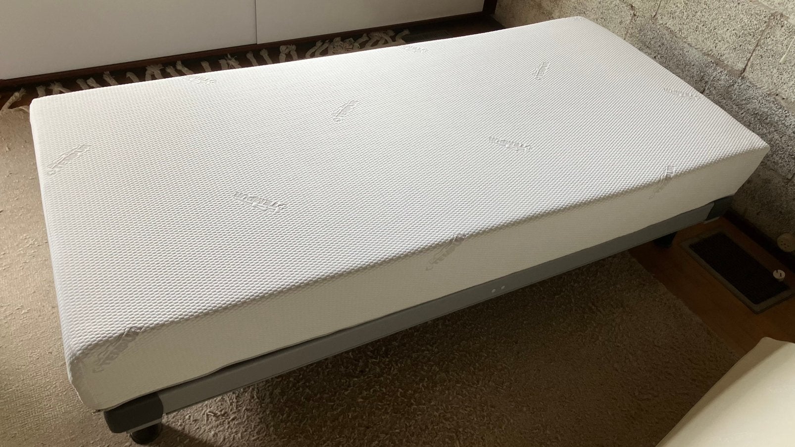 Tempur bed 200x90 - bodem en matras, Huis en Inrichting, Tempur traagschuim, 90 cm, Eenpersoons, Ophalen of Verzenden