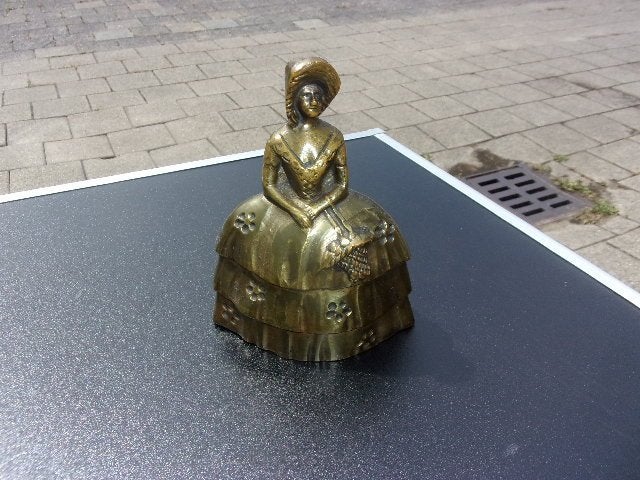 bel, Antiek en Kunst, Antiek | Koper en Brons, Ophalen of Verzenden, Brons