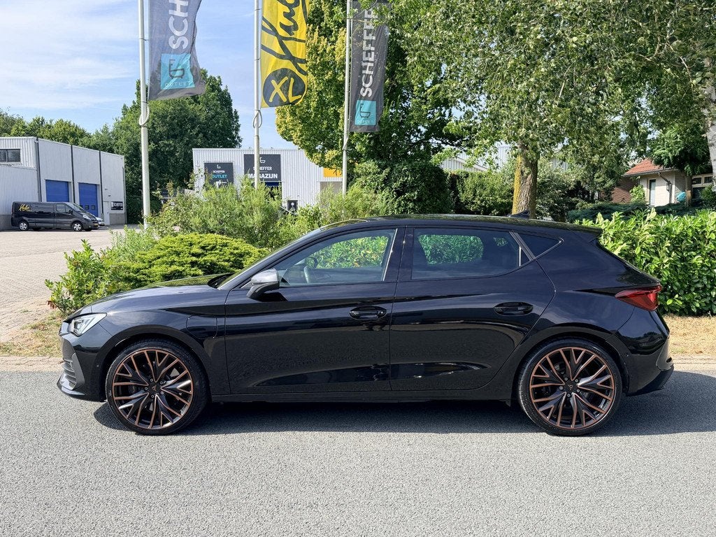 CUPRA Leon 1.4 e-Hybrid VZ 245PK LED•ACC•1e Eig, Auto's, Cupra, Stof, Gebruikt, Euro 6, 4 cilinders