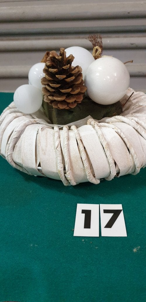 17 ] krans wit met witte decoratie, Ophalen of Verzenden, 'T Olde Gre-j, Info@toldegrej.nl, Endepoelstraat 20f Didam