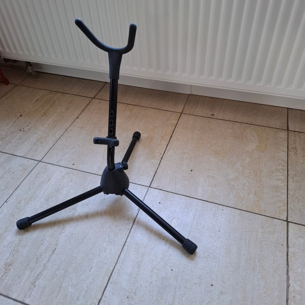 TENORSAX/ALTSAX STAND K&M, Muziek en Instrumenten, Blaasinstrumenten | Saxofoons, Ophalen, Nieuw, Tenor