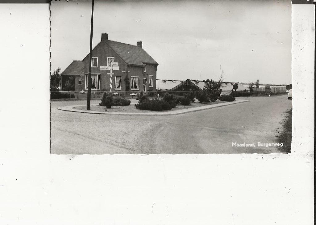 Maasland Burgerweg met ANWB-paal  v d Engel, Ophalen of Verzenden, 1940 tot 1960, Ongelopen, Zuid-Holland