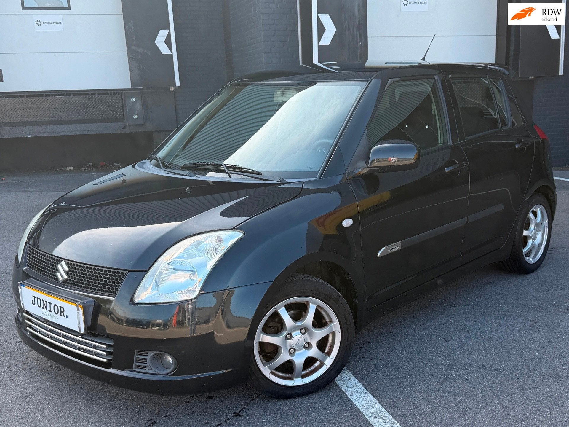 Suzuki Swift 1.3 Shogun AIRCO/5DEURS/LMV/, Auto's, Suzuki, Voorwielaandrijving, Stof, Zwart, 965 kg