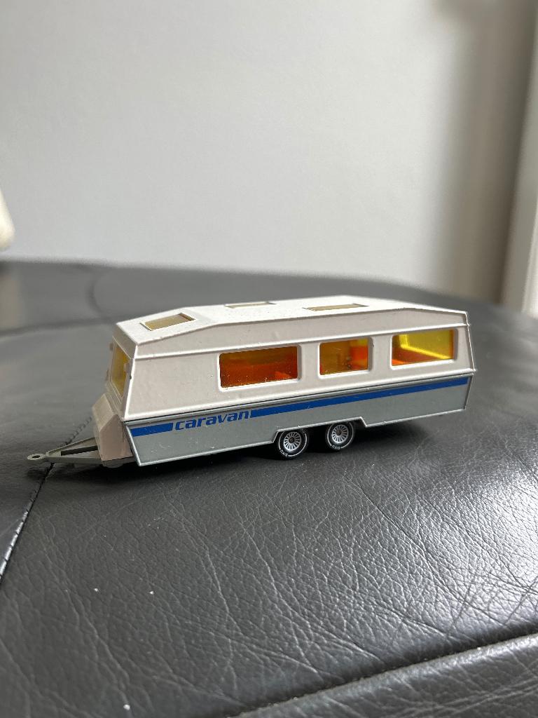 Siku Caravan 2518 met VW bus 1336, Ophalen of Verzenden, Gebruikt, Bus of Vrachtwagen, SIKU