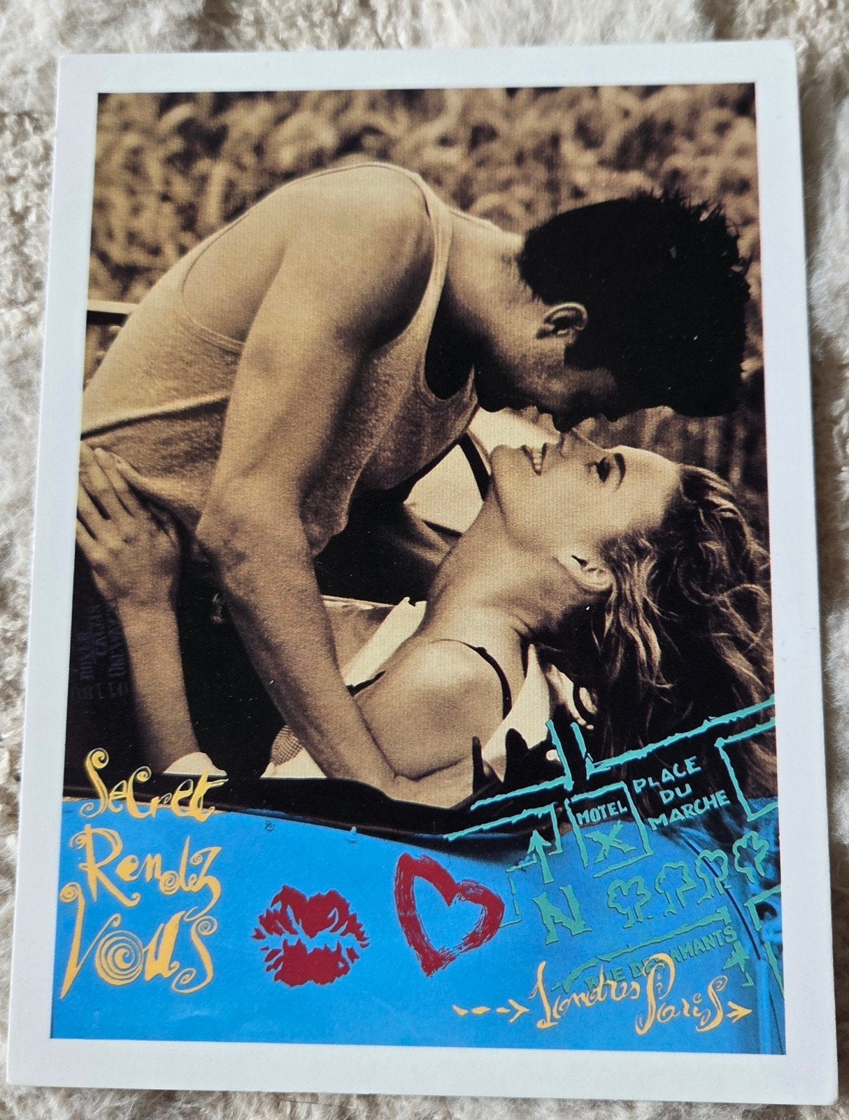 Secret Rendezvous - Romantische Ansichtkaart, Verzenden, 1980 tot heden, Ongelopen, Overige thema's