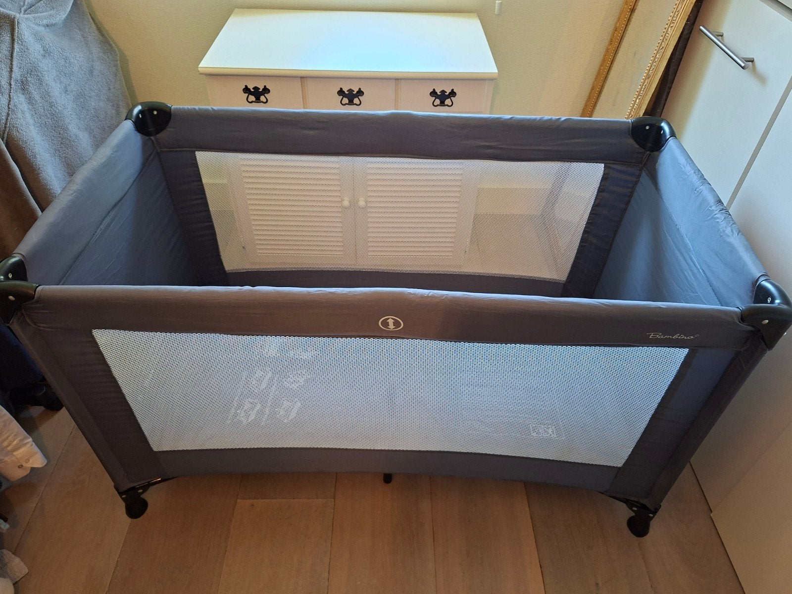Campingbedje met extra matras en Aerosleep topper, Ophalen