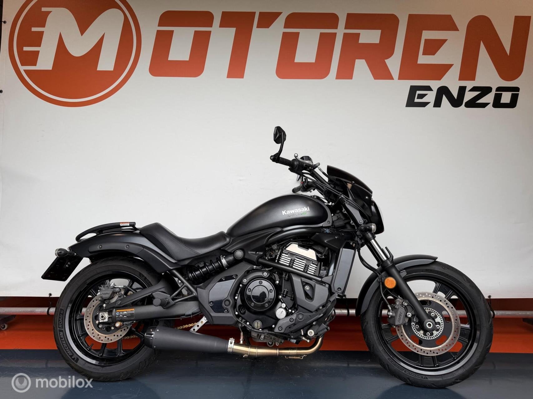 Kawasaki Vulcan 650 S ABS | 2017 | Blacked Out | 20.642 km, Motoren, Motoren | Kawasaki, LED Verlichting, Bedrijf, Meer dan 35 kW