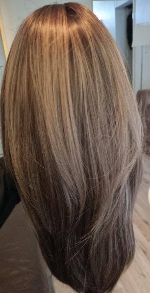 Lichtbruin gemeleerd haarwerk. Nieuw, Sieraden, Tassen en Uiterlijk, Uiterlijk | Haarverzorging, Ophalen of Verzenden, Pruik of Haarverlenging