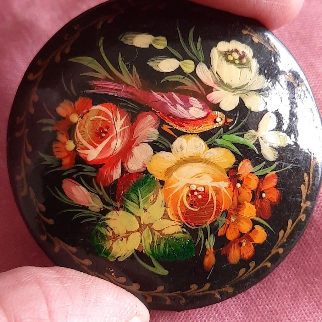 Gesigneerde Russische Lakwerk Broche Handgeschilderd, Verzenden, Zilver, Overige materialen
