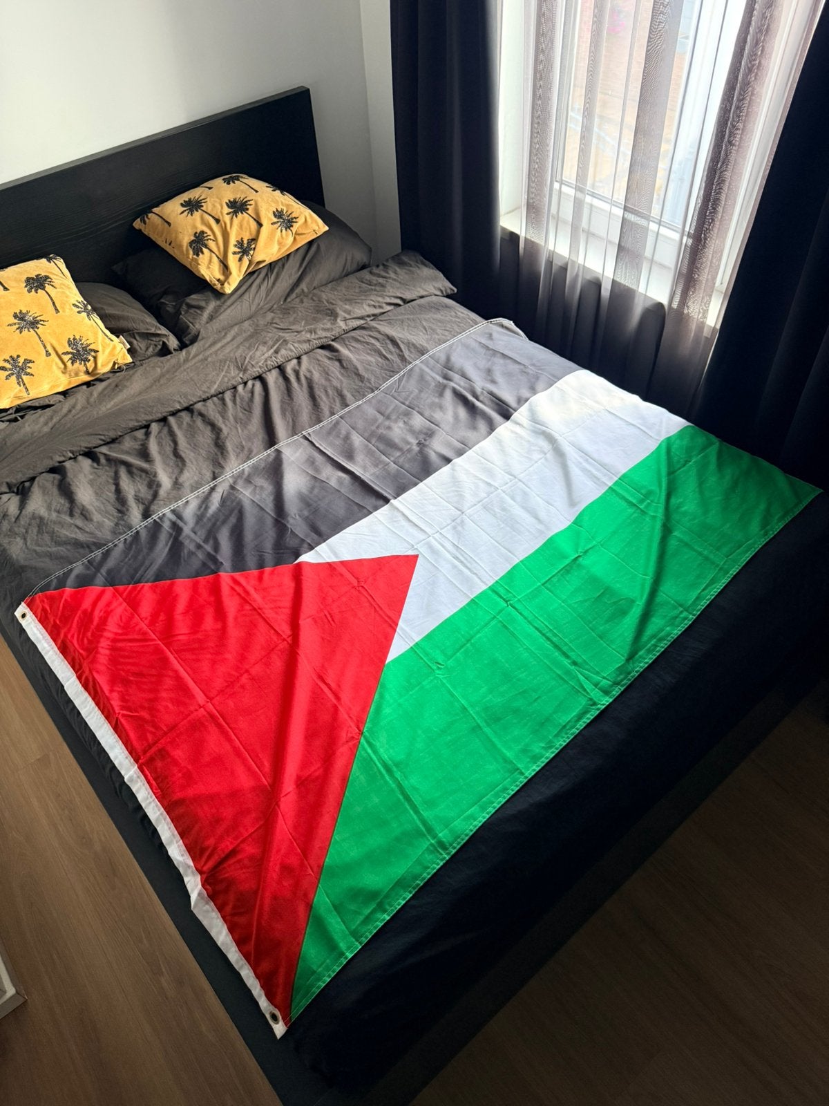 Palestina vlag, Ophalen, Zo goed als nieuw