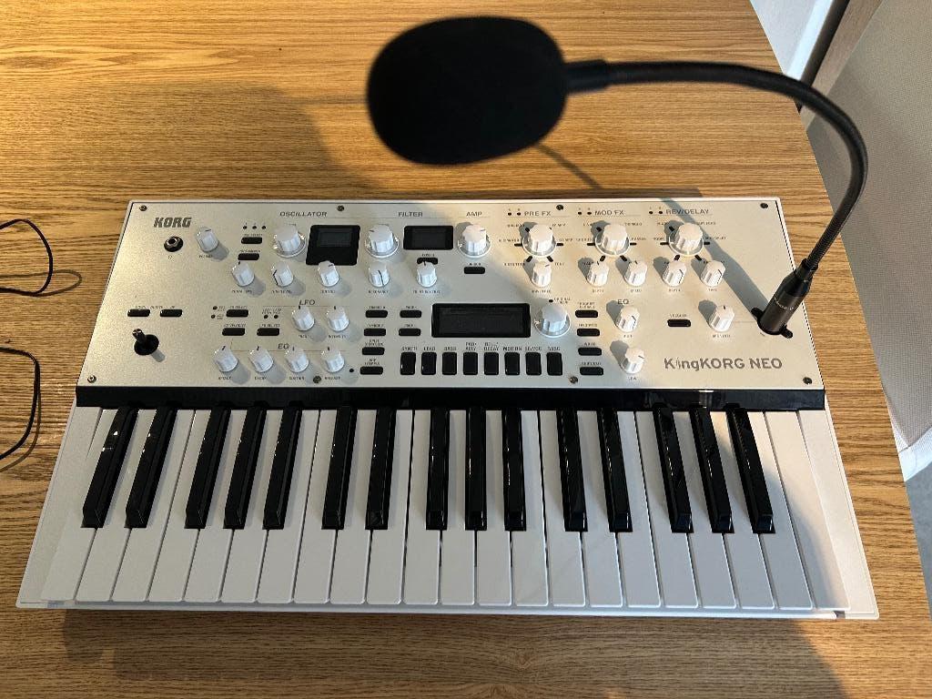 King Korg neo Synthesizer, Muziek en Instrumenten, Ophalen, Korg, Overige aantallen, Zo goed als nieuw