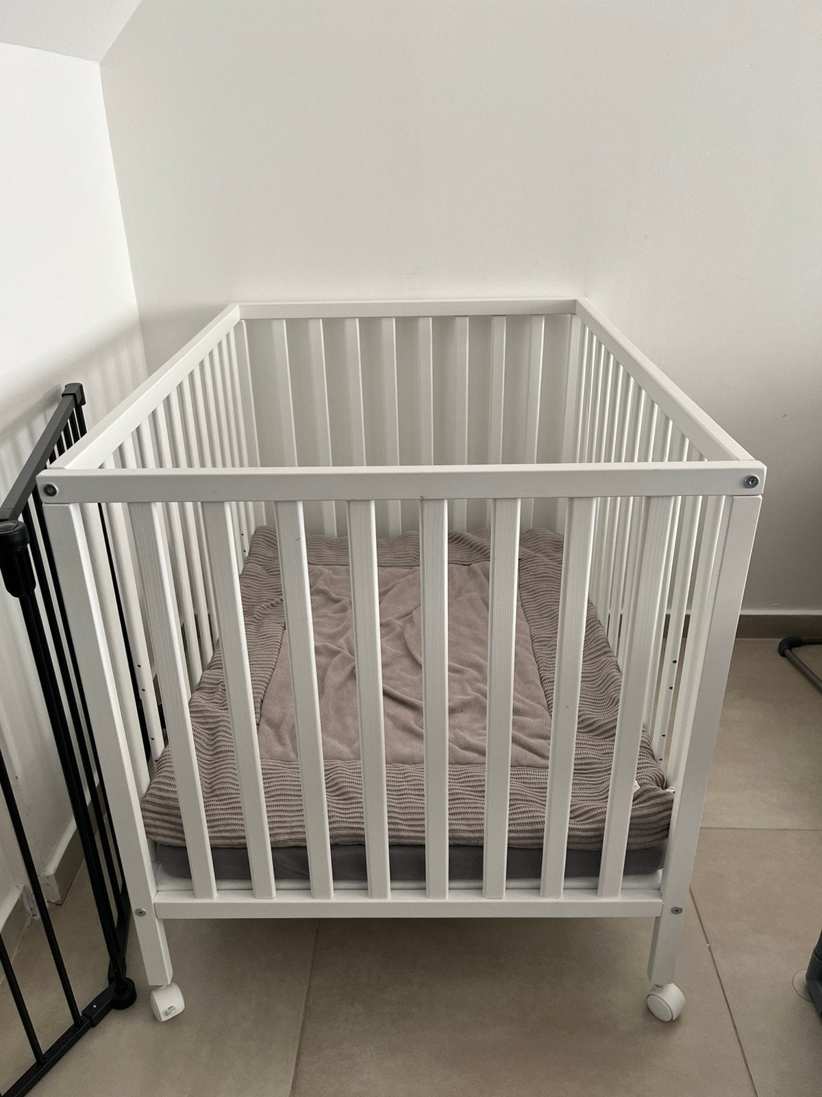 Baby box wit met wielen, Ophalen of Verzenden, Zo goed als nieuw
