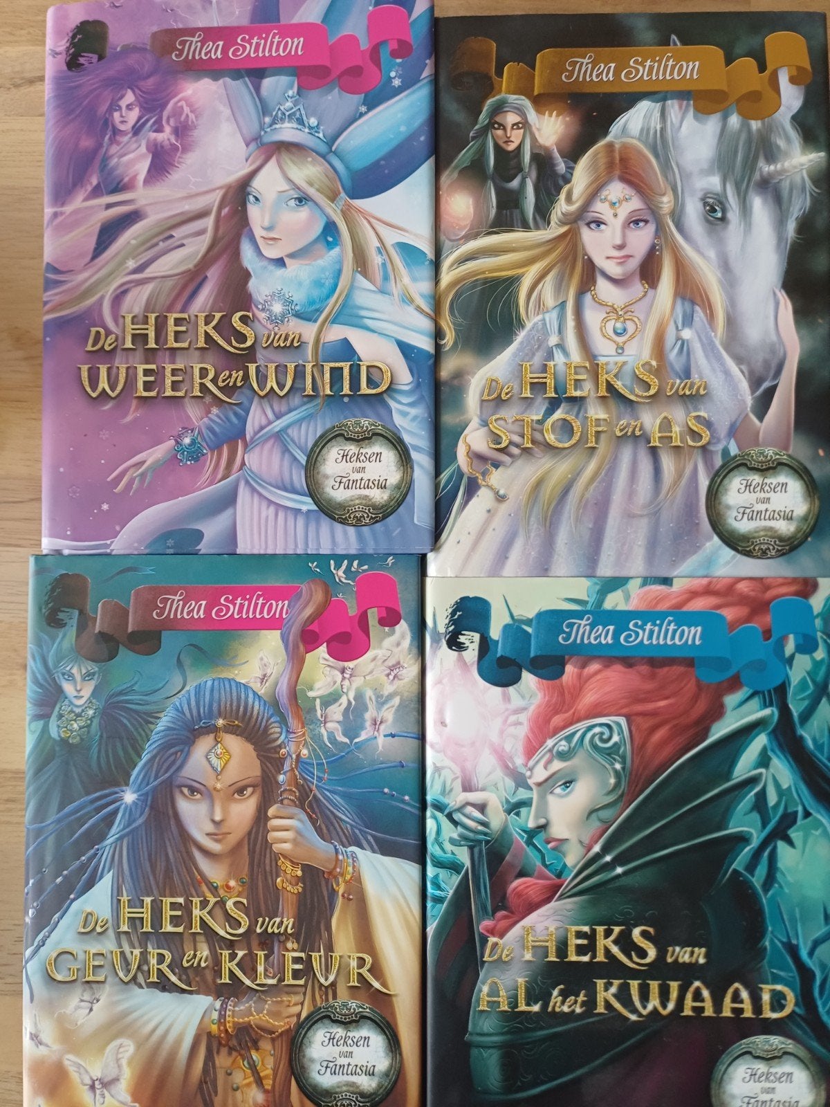 Thea Stilton -per stuk: De Heksen van  Fantasia: meerdere de, Boeken, Ophalen of Verzenden, Zo goed als nieuw, Thea Stilton