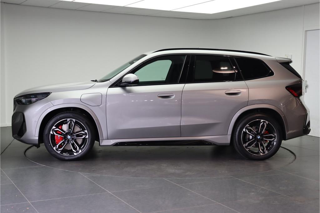 BMW X1 xDrive25e M Sport Automaat / Panoramadak / Trekhaak /, Auto's, Met garantie (alle), Origineel Nederlands, Vierwielaandrijving