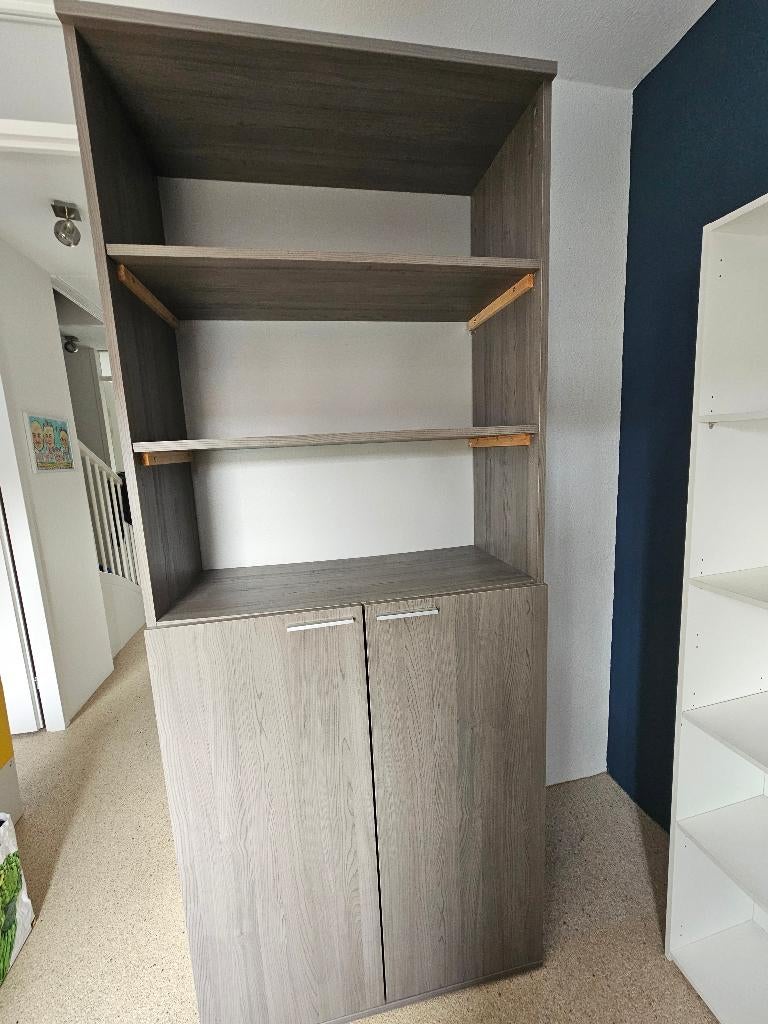 Boekenkast met deuren, Huis en Inrichting, Kasten | Boekenkasten, Ophalen, Overige materialen, Met deur(en), 50 tot 100 cm