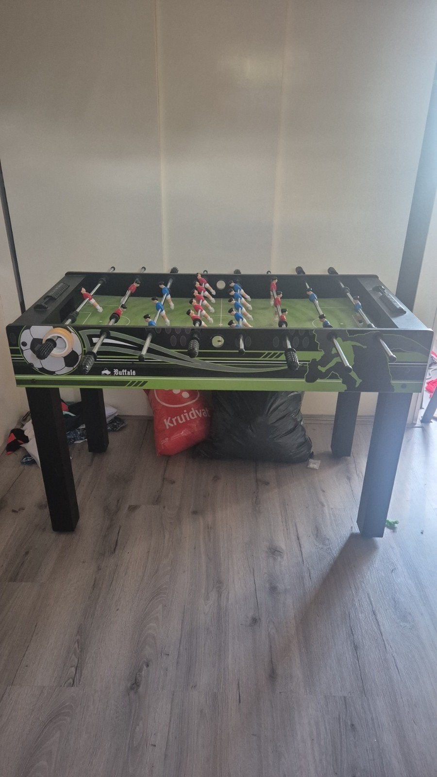 Buffalo voetbaltafel - Zo goed als nieuw, Kinderen en Baby's, Speelgoed | Voetbaltafels, Ophalen of Verzenden, Zo goed als nieuw