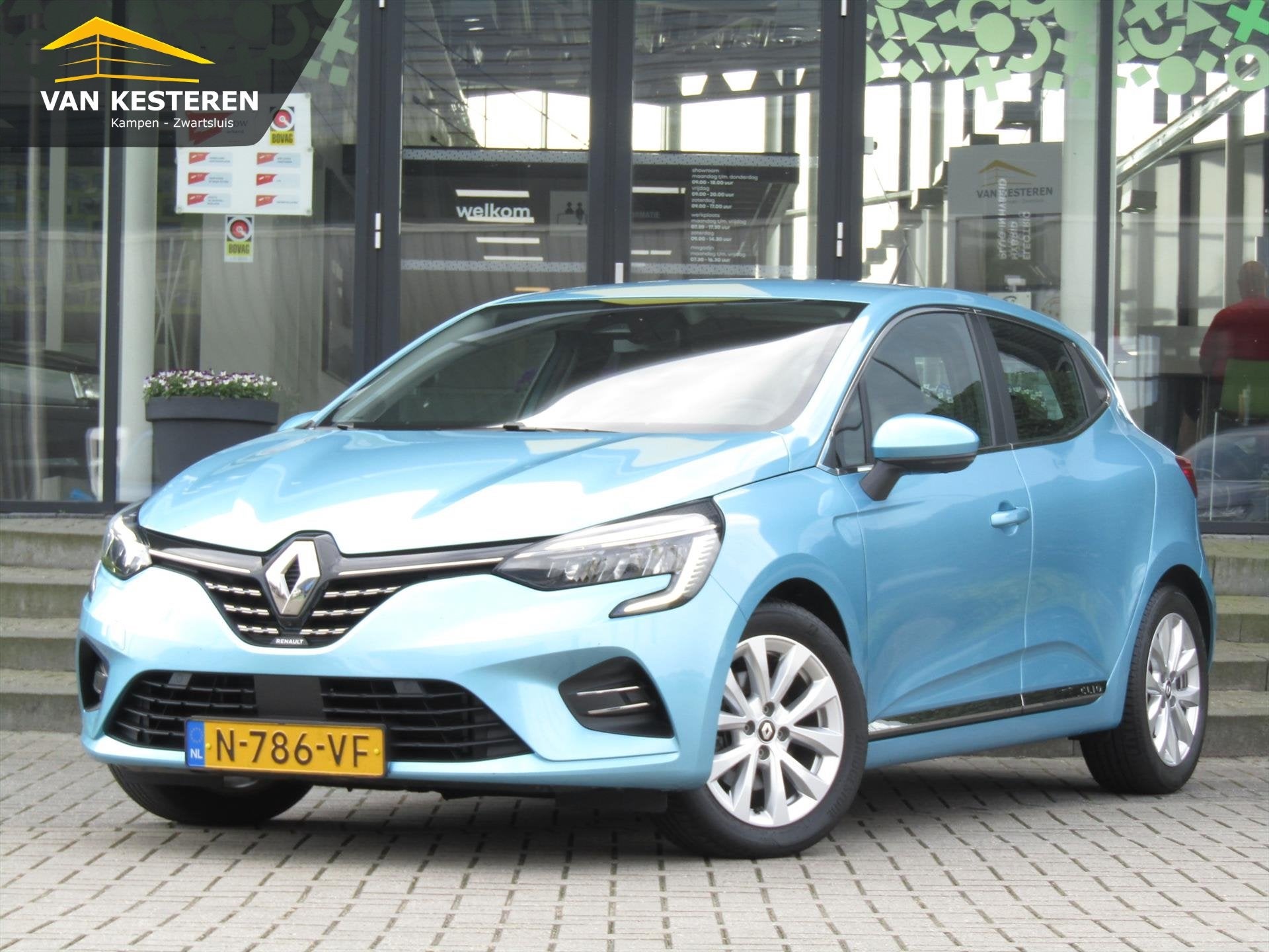 RENAULT Clio 1.6 E-Tech Hybrid 140pk Intens / Trekhaak / Nav