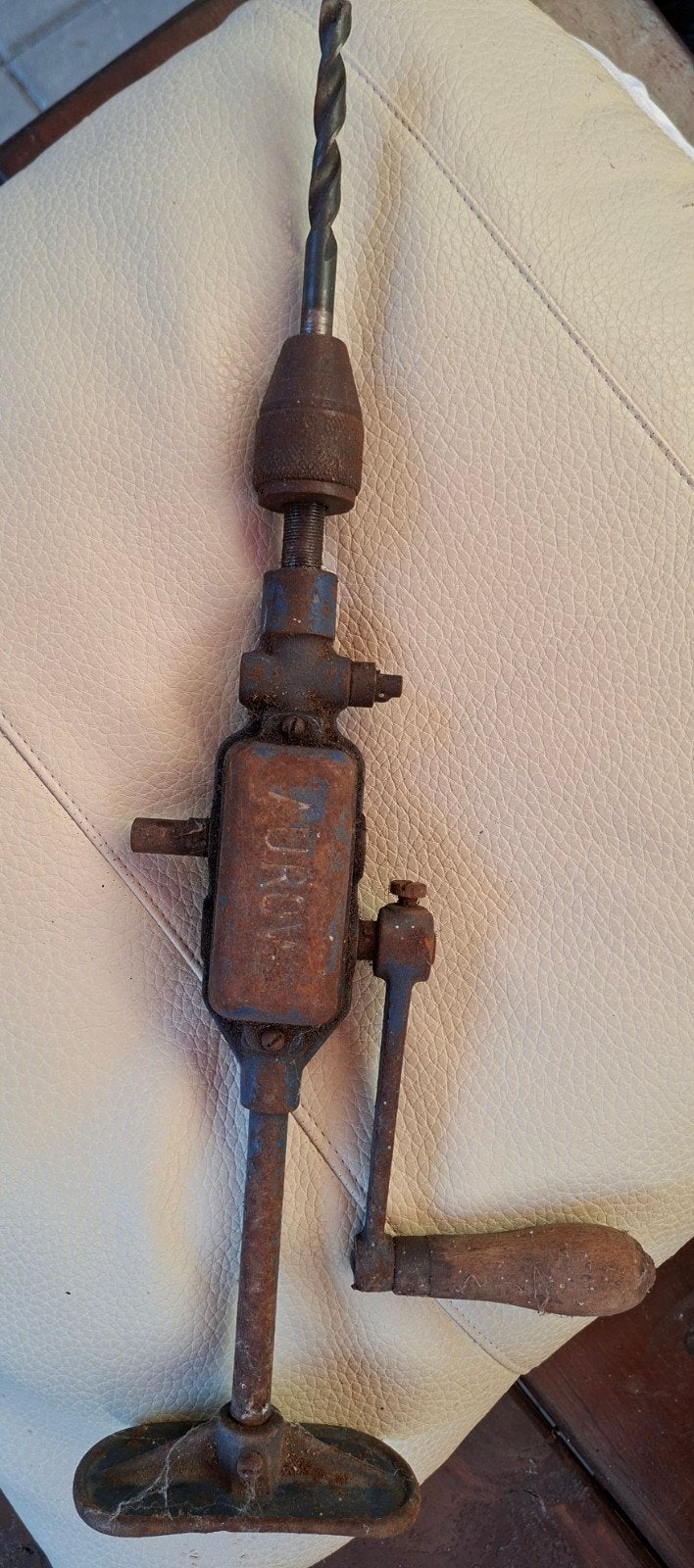 Antieke handboor - Vintage gereedschap, Antiek en Kunst, Ophalen