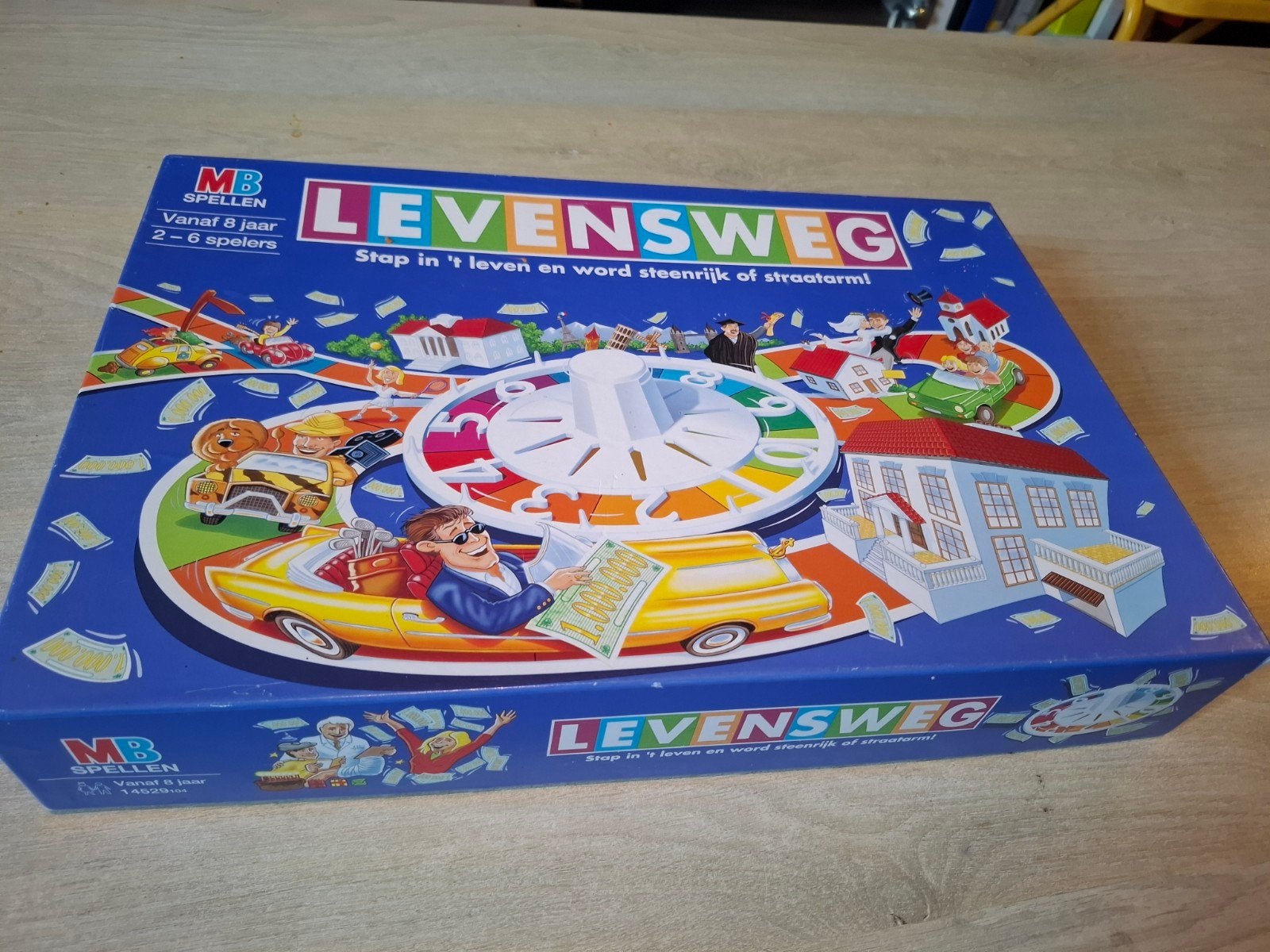 Levensweg bordspel - Stap in 't leven en word steenrijk!, Hobby en Vrije tijd, Gezelschapsspellen | Bordspellen, Vijf spelers of meer