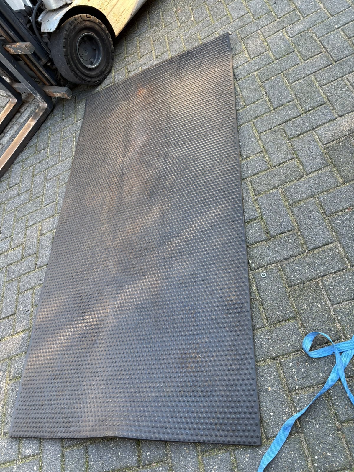 Vol rubberen zware stal mat 1 m x 2 m x 1 cm, Vol rubberen, ., Mat