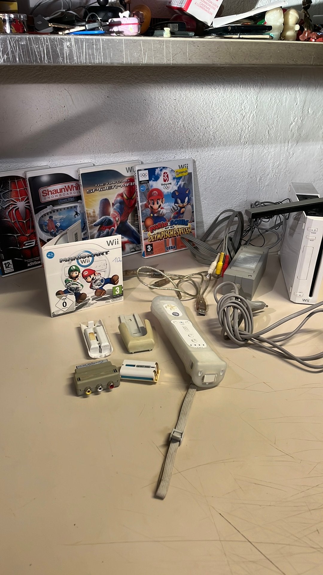 Nintendo wii met velen spelletjes, Ophalen of Verzenden, Zo goed als nieuw, Met 1 controller