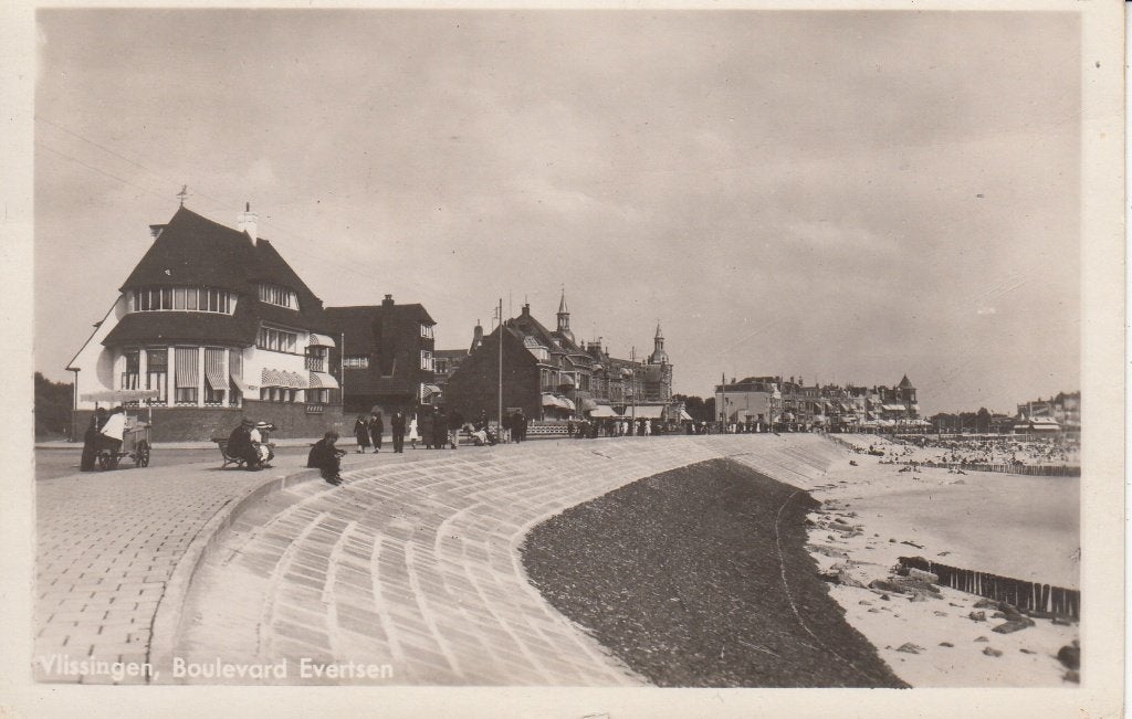 Vlissingen   -   Boulevard Evertsen               =0033=, Ophalen of Verzenden, 1940 tot 1960, Gelopen, Zeeland