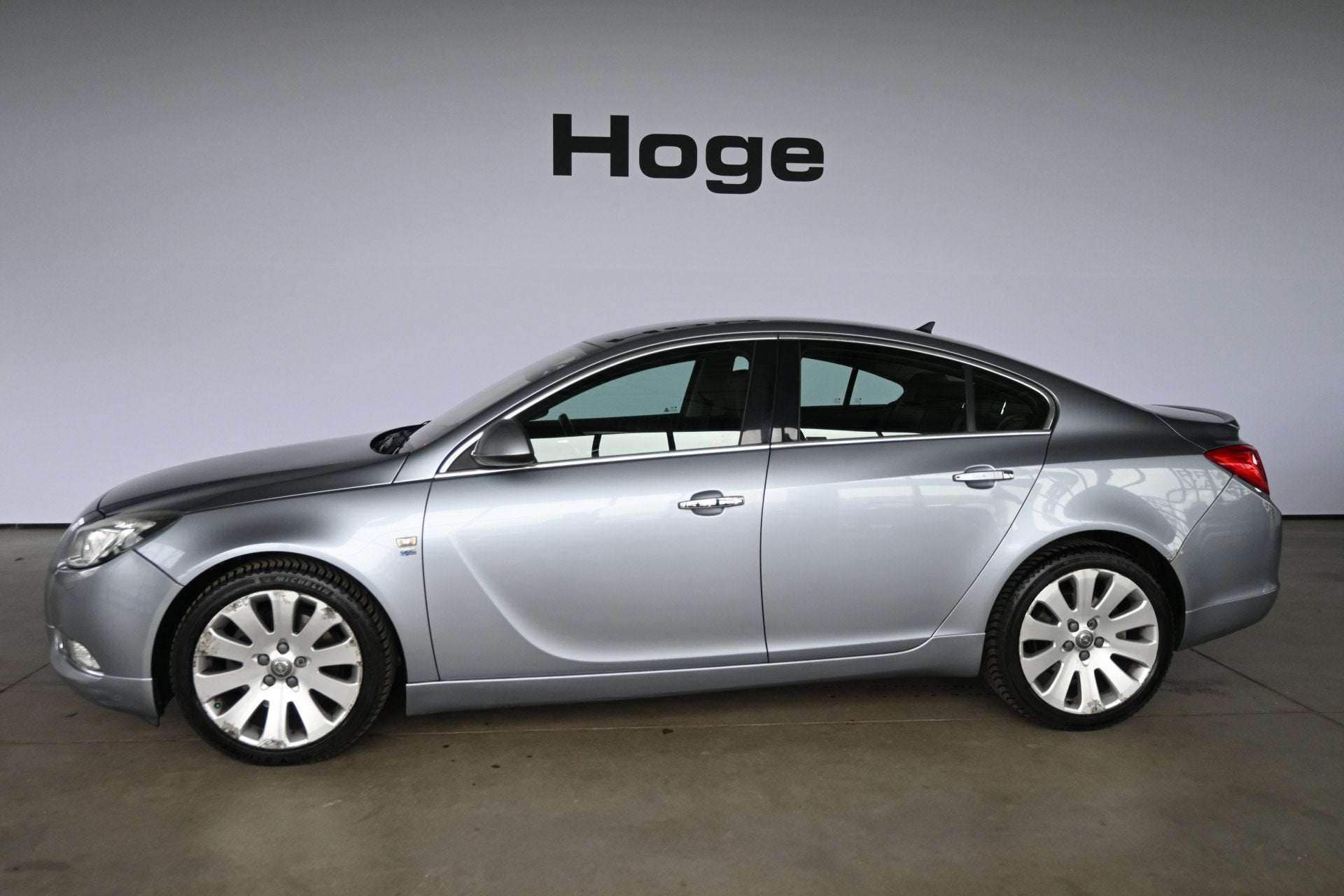 Opel Insignia 2.8 T Executive 4x4 Automaat Clima Navigatie L, Auto's, Opel, Automaat, Euro 5, Zwart, Bedrijf