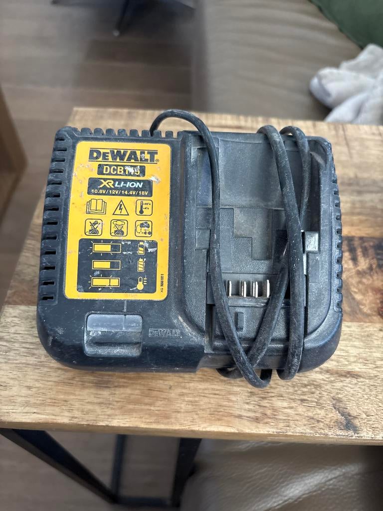 DeWalt Acculader DCB115 10.8V/12V/14.4V/18V XR Li-Ion, Ophalen, Gebruikt, Minder dan 400 watt, Overige typen