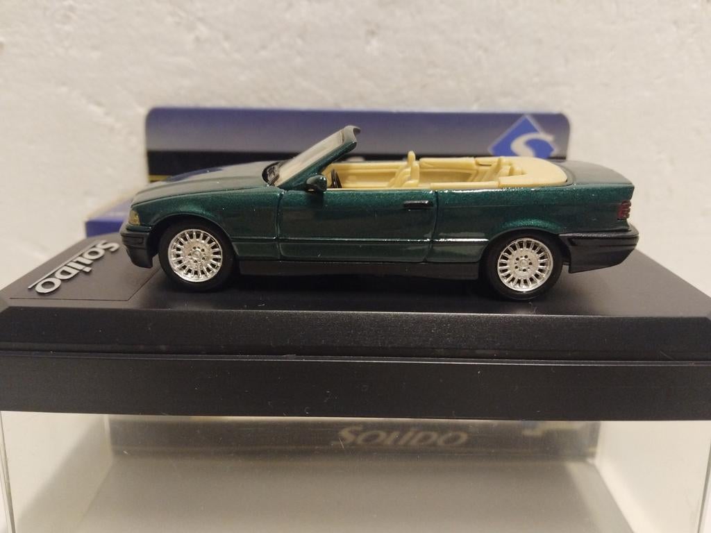 Solido 1:43 BMW 3 Serie cabriolet groen #1529, Hobby en Vrije tijd, Modelauto's | 1:43, Ophalen of Verzenden, Zo goed als nieuw