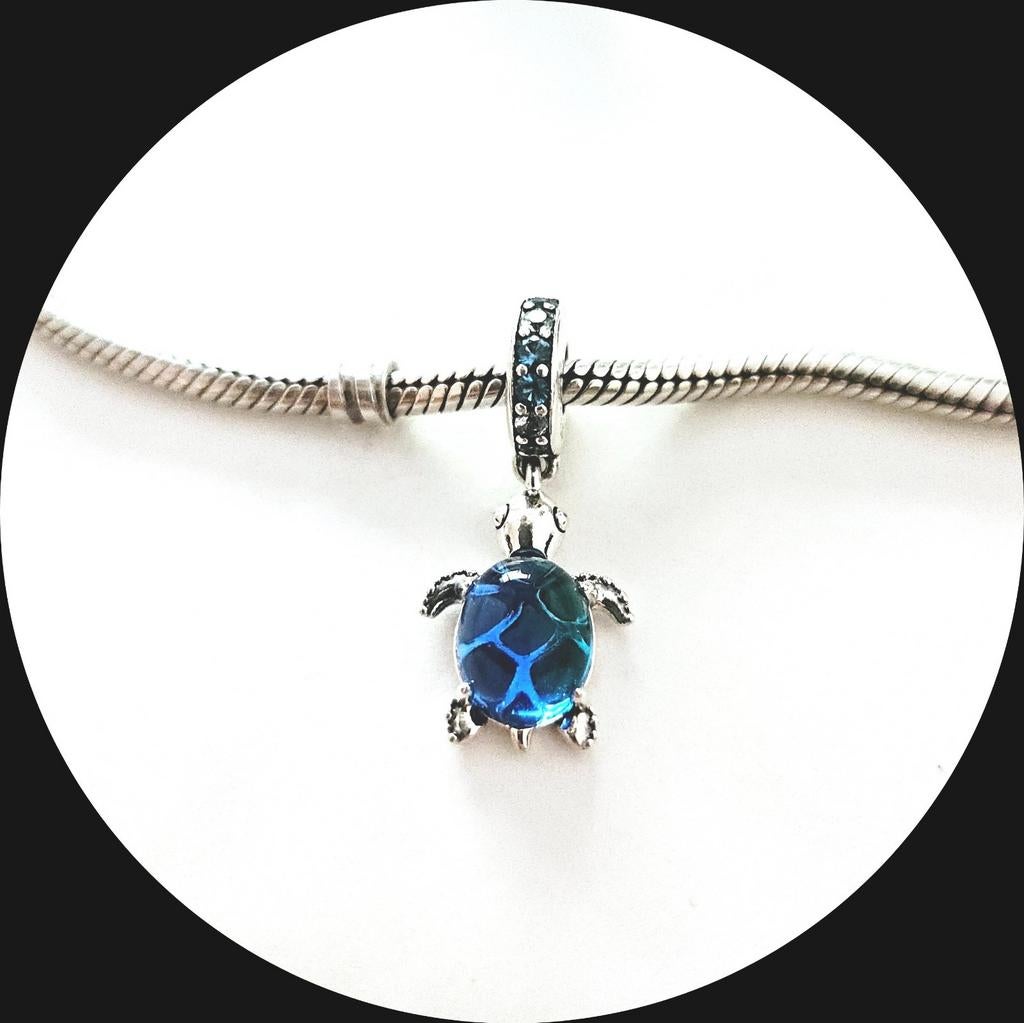 Pandora Zeeschildpad 798939C01 /  blauw, Pandora, Ophalen of Verzenden, Zo goed als nieuw, 1 bedel