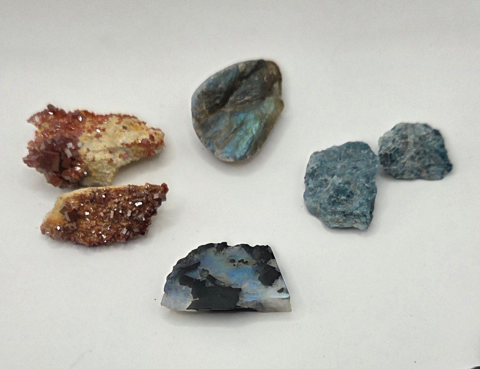 4 verschillende kristal mineralen, Ophalen of Verzenden