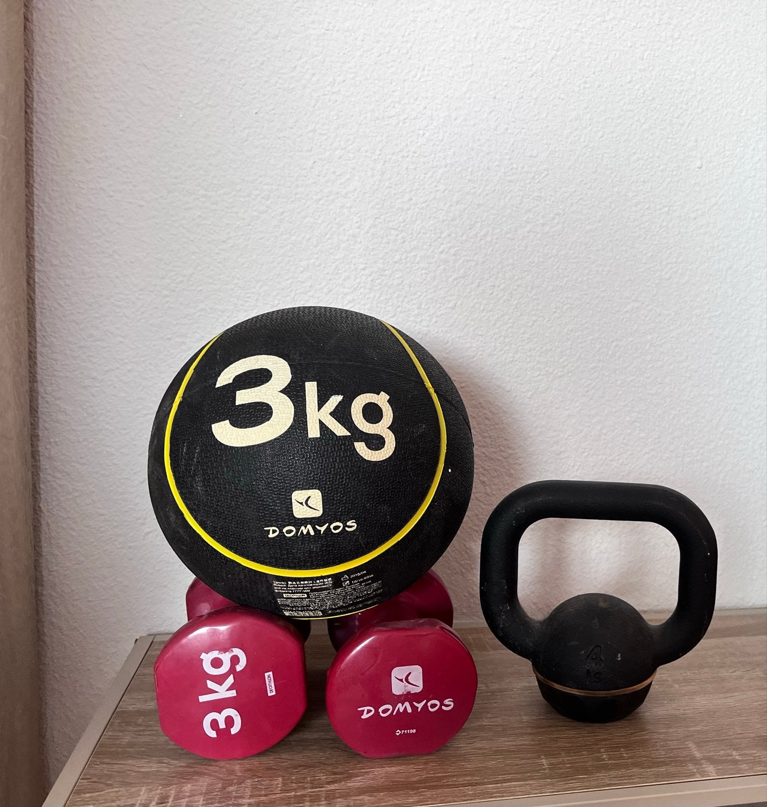 Gewichtenset: Dumbbells, Kettlebell, Medicijnbal (Zo goed al, Ophalen, Zo goed als nieuw, Benen, Dumbbell