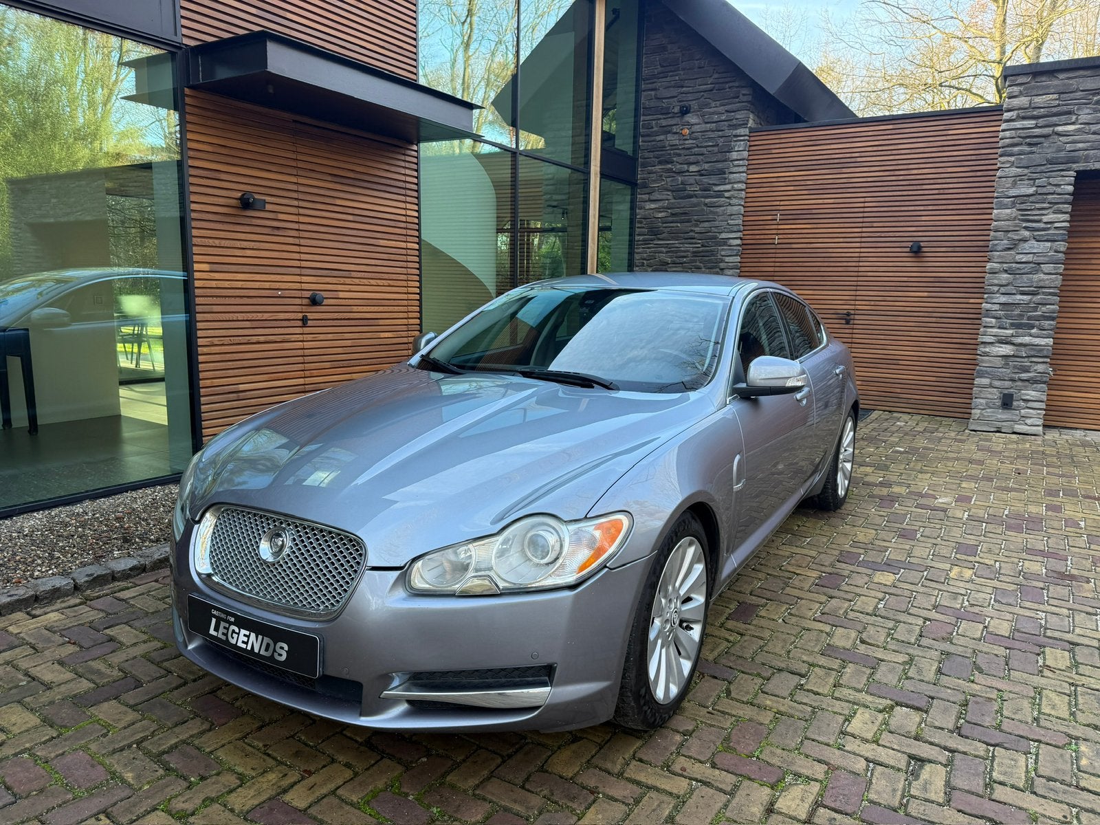 Jaguar XF 3.0 V6 AUT 2008 Grijs, Automaat, Achterwielaandrijving, Zwart, 1850 kg