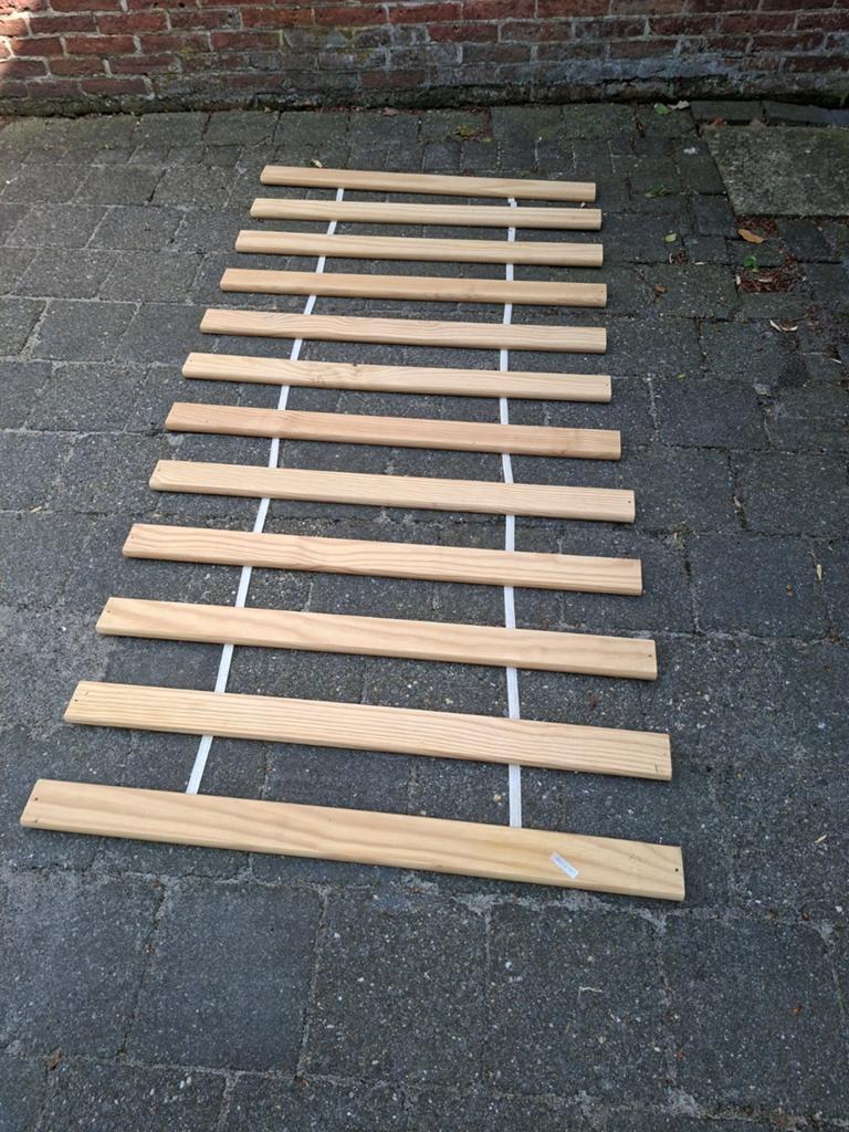 Rolbodem junior bed 90x x 180 cm stevige latten, Ophalen, Gebruikt, 90 cm, Eenpersoons