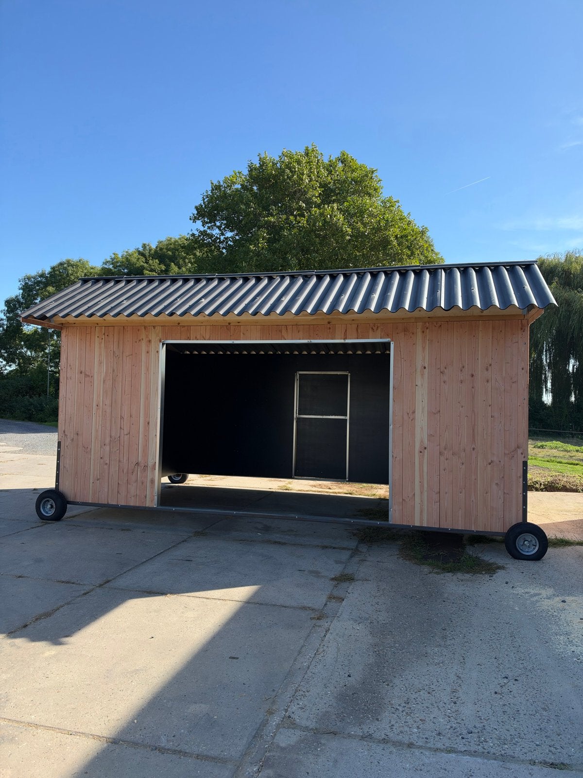 Mobiele Stal 6.00 x 3.50 m - Dubbelwandig  direct leverbaar!, Stalling, 2 of 3 paarden of pony's