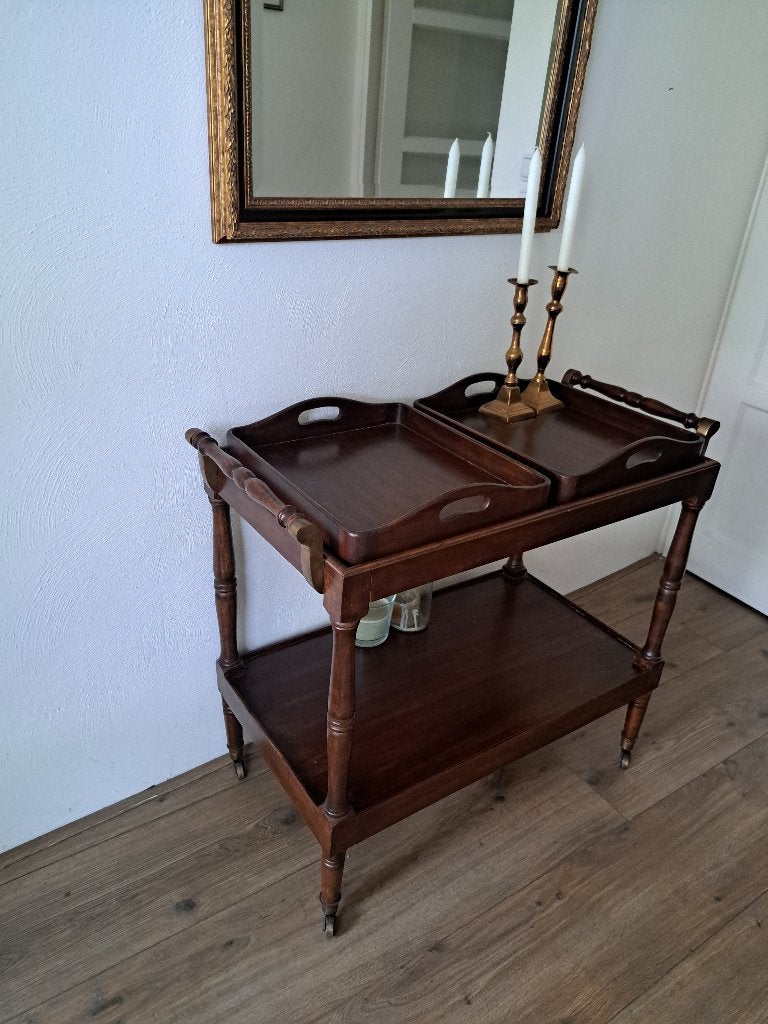 Klassiek theetafeltje op wieltjes, Ophalen, Gebruikt